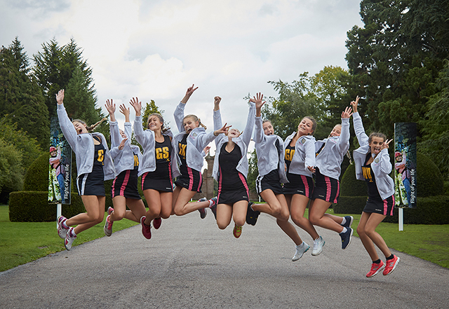 girls_jumping_uk_netball_68 Netball players jumping in the air