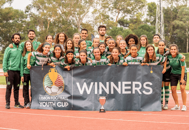 Winners of the Lisbon Youth Cup posing proudly for the cameras